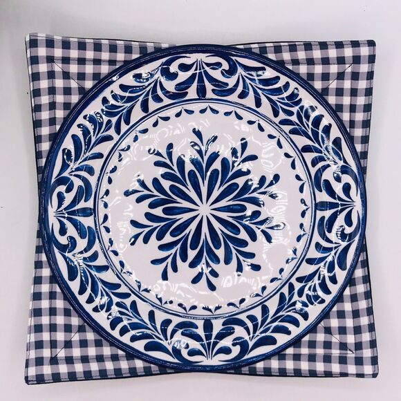 Microwave Dinner Plate Cozy, Reversible, Navy Blue Gingham, Cottage Core - Picture 5 of 5